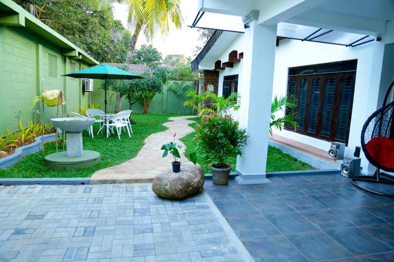 Seven Rich Villa Anuradhapura Exterior photo